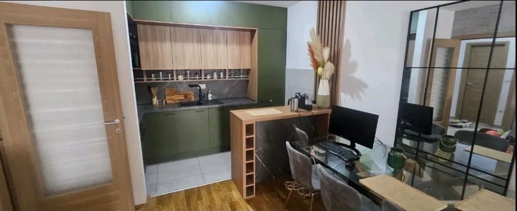 Prodaja, dvosoban stan, 70m², Stari Aerodrom, Podgorica