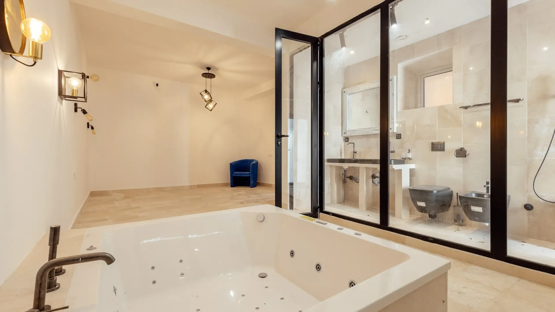 Sale, house, 380m², Ljuta, Kotor