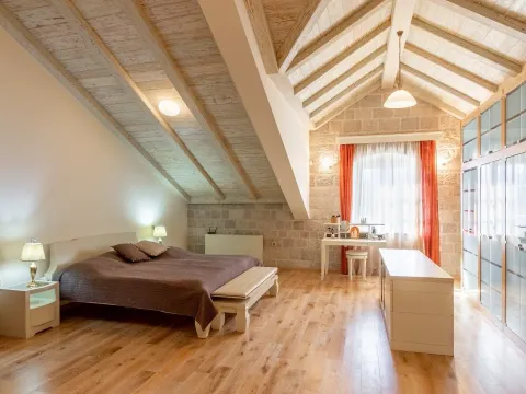 Sale, house, 436m², Ljuta, Kotor - image 16