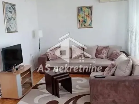 Izdavanje, trosoban stan, 68m², Crveni Krst, Beograd - image 2