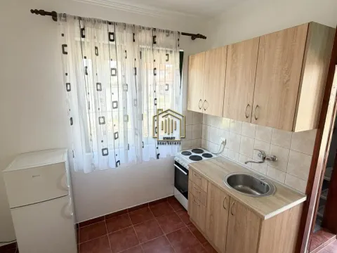 Izdavanje, jednosoban stan, 45m², Zlatica, Podgorica - image 4