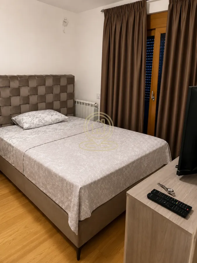 Izdavanje, dvosoban stan, 55m², Južni Bulevar, Vračar Sve Podlokacije