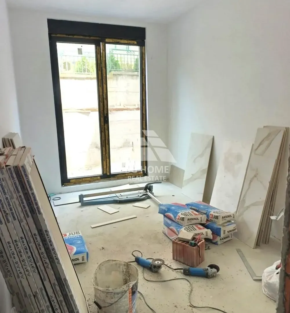 Sale, three bedroom apartment, 88m², Autokomanda, Voždovac Sve Podlokacije