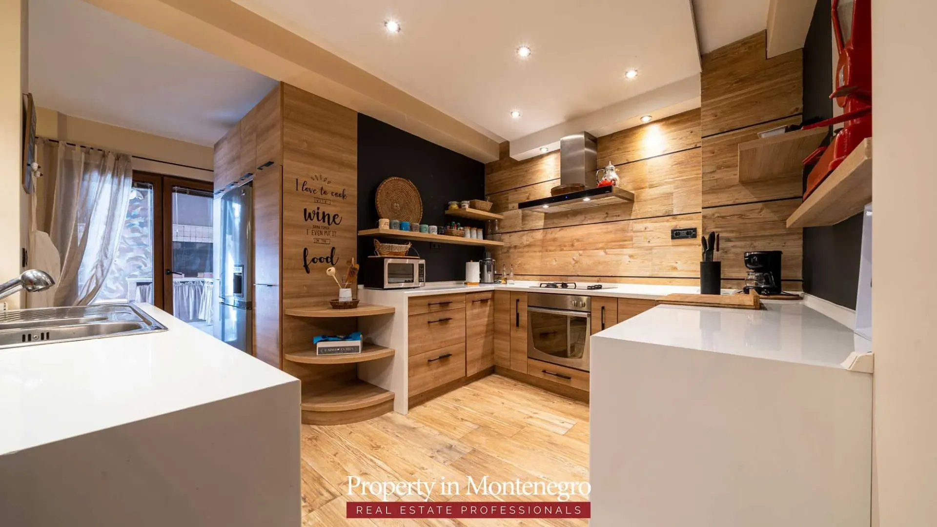 Sale, house, 266m², Kotor, Crna Gora