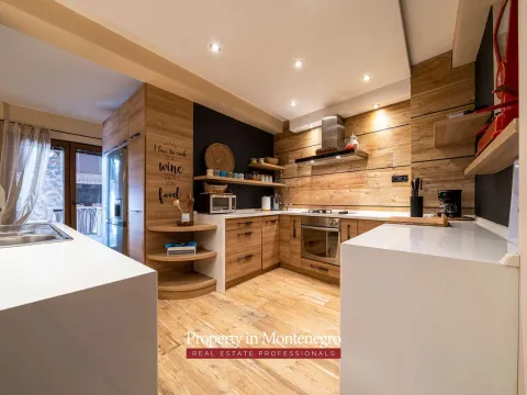 Prodaja, kuća, 266m², Kotor, Crna Gora - image 17