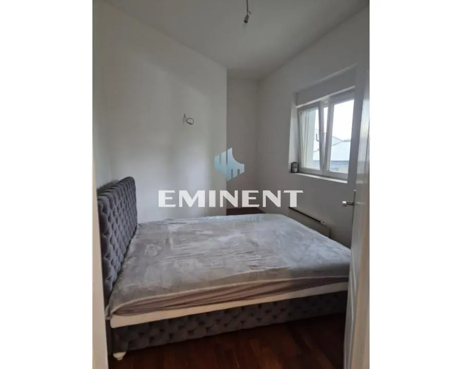 Rent, three bedroom apartment, 90m², Kluz, Zvezdara Sve Podlokacije