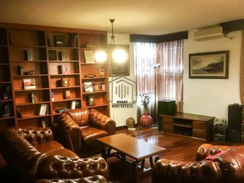 Sale, three bedroom apartment, 130m², Gorica C, Podgorica - image 9
