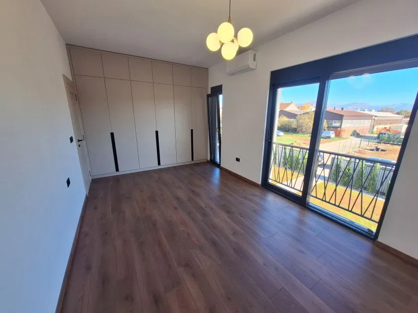 Prodaja, kuća, 141m², Gornja Gorica, Podgorica