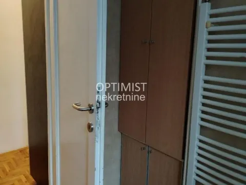 Izdavanje, trosoban stan, 68m², Lekino Brdo, Voždovac Sve Podlokacije - image 10