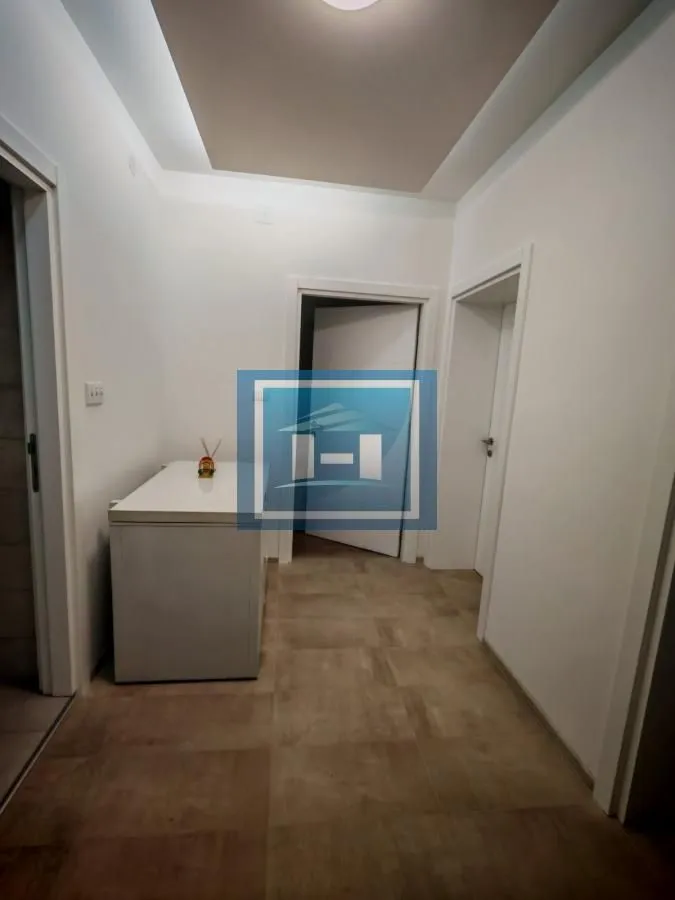 Prodaja, trosoban stan, 70m², Paraćin, Srbija