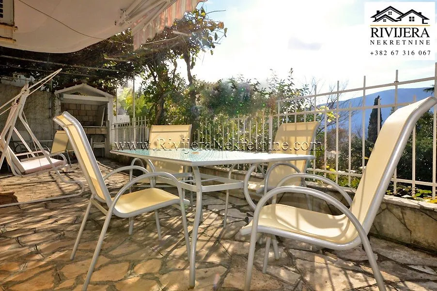 Prodaja, trosoban stan, 76m², Topla, Herceg Novi