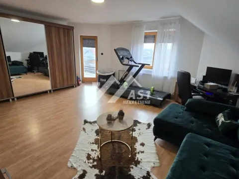 Rent, house, 280m², Rumenka, Novi Sad Sve Podlokacije - image 5