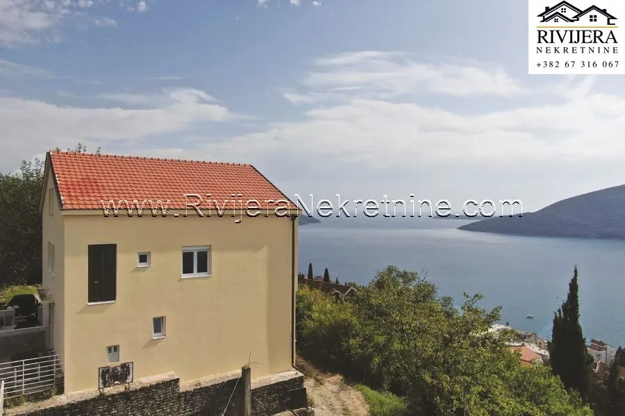 Prodaja, kuća, 128m², Herceg Novi, Crna Gora