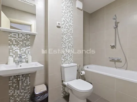 Prodaja, trosoban stan, 97m², Morinj, Kotor - image 13