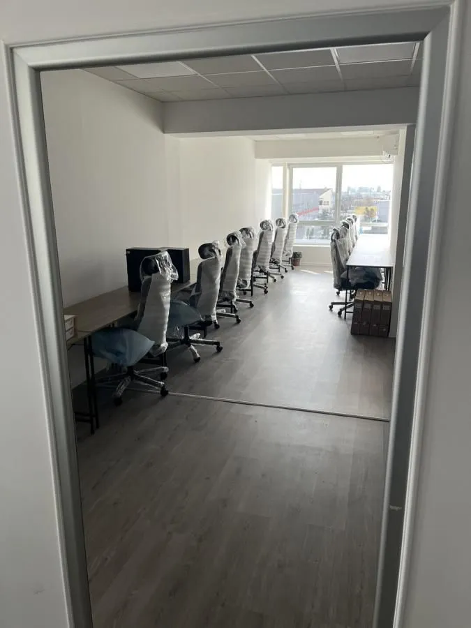 Rent, office space, 150m², Novo naselje, Novi Sad