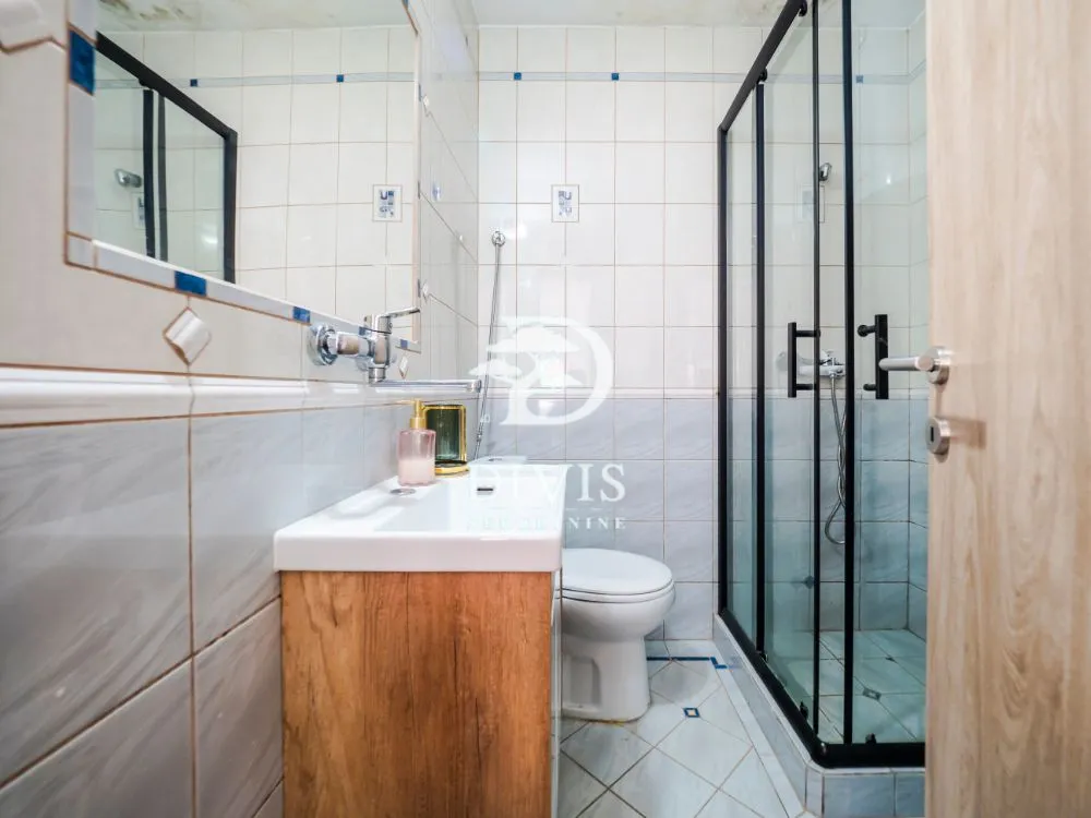 Prodaja, četvorosoban stan, 94m², Lion, Zvezdara Sve Podlokacije