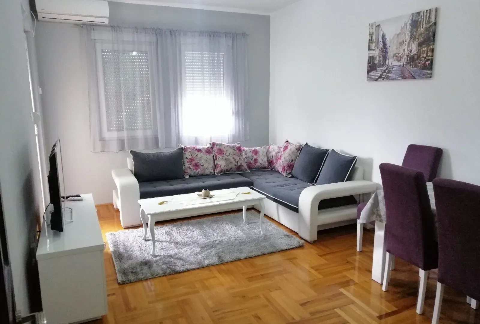 Izdavanje, jednosoban stan, 44m², City Kvart, Podgorica