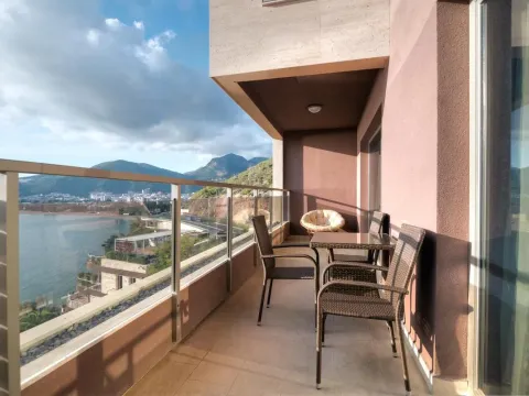 Sale, one bedroom apartment, 56m², Budva, Crna Gora - image 2