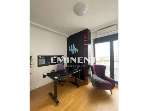 Izdavanje, trosoban stan, 94m², Zvezdara Sve Podlokacije, Beograd - image 4