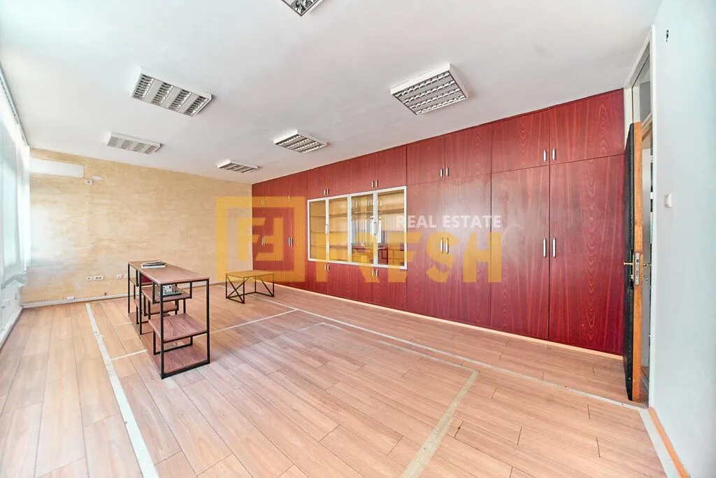 Rent, office space, 228m², Preko Morače, Podgorica