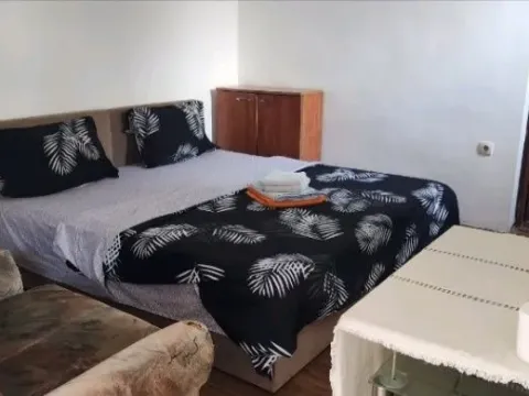 Rent, one bedroom apartment, 30m², Petrovaradin, Novi Sad - image 2