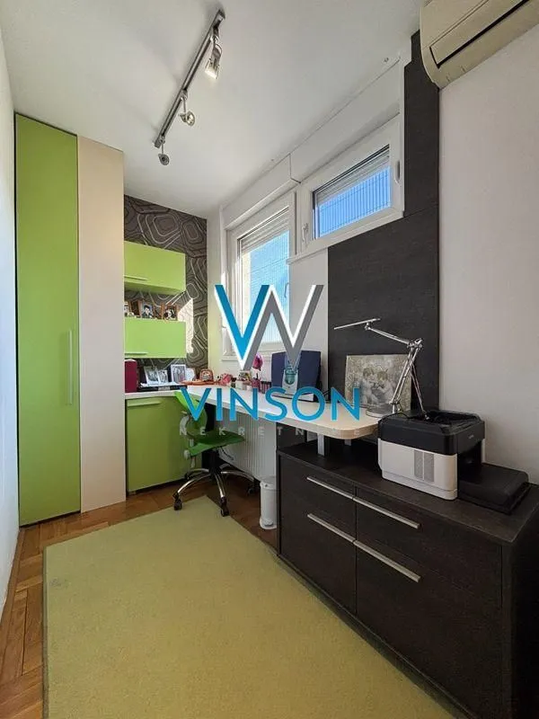 Izdavanje, trosoban stan, 89m², Novi Sad Sve Podlokacije, Novi Sad