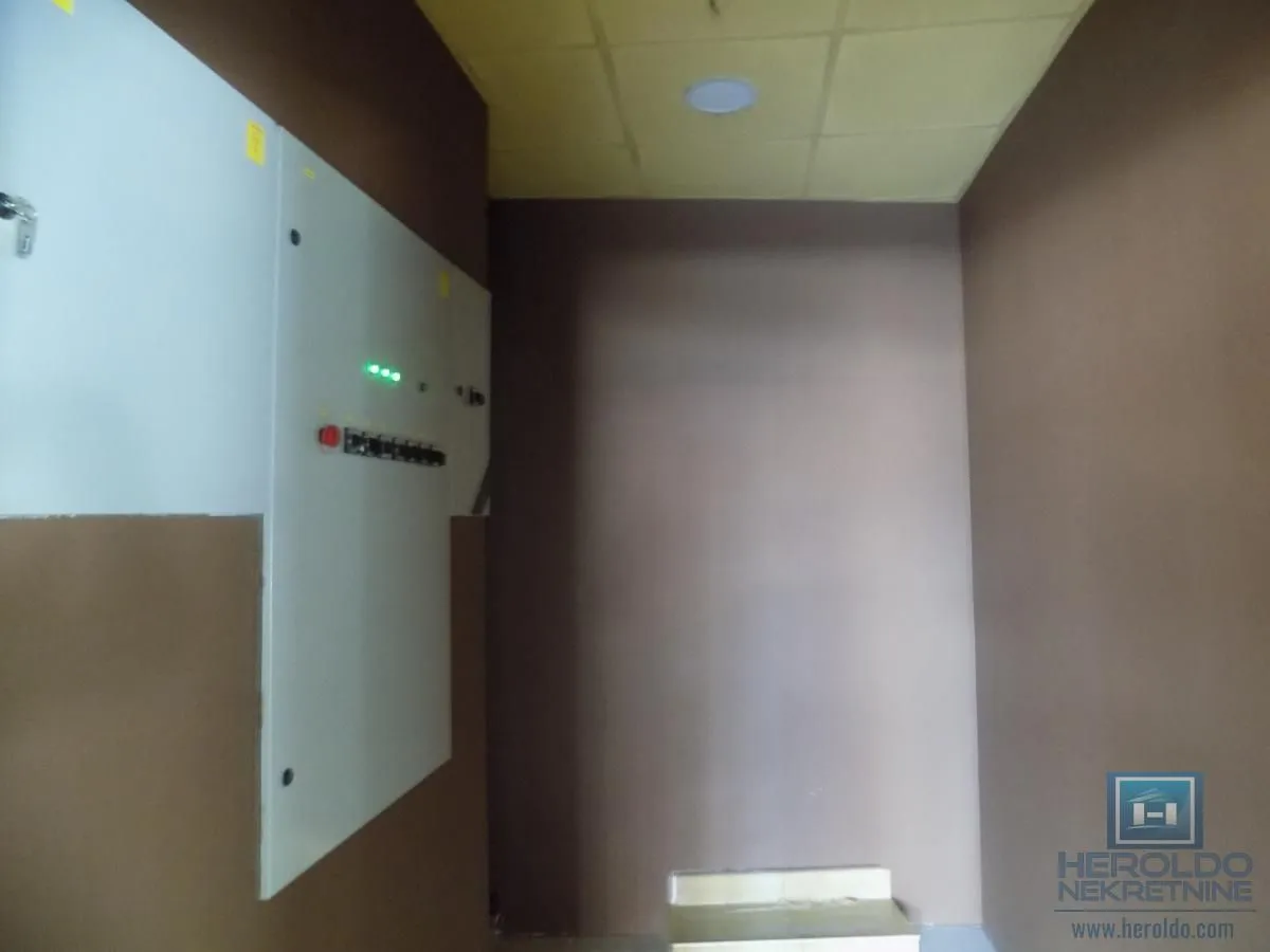 Rent, office space, 210m², Centar, Paraćin