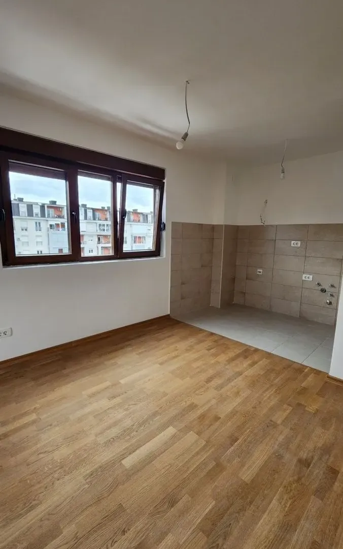Izdavanje, dvosoban stan, 56m², Podgorica, Crna Gora