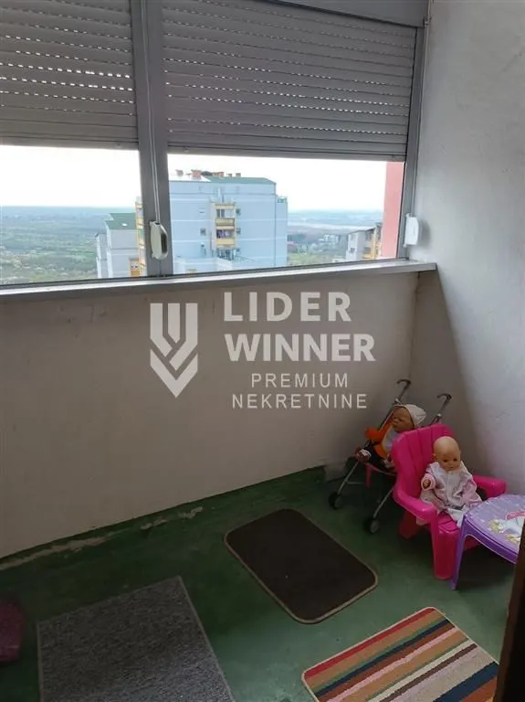 Prodaja, trosoban stan, 73m², Vidikovački venac, Rakovica