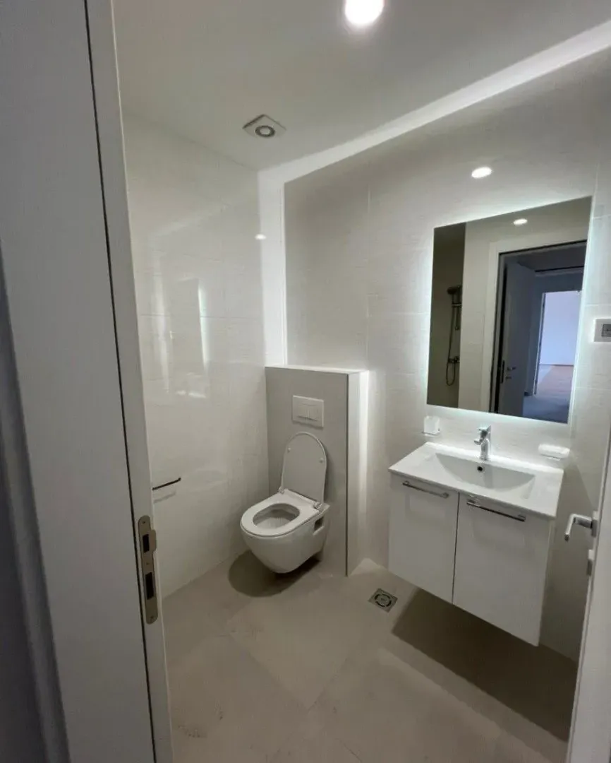 Prodaja, trosoban stan, 106m², Stari Aerodrom, Podgorica