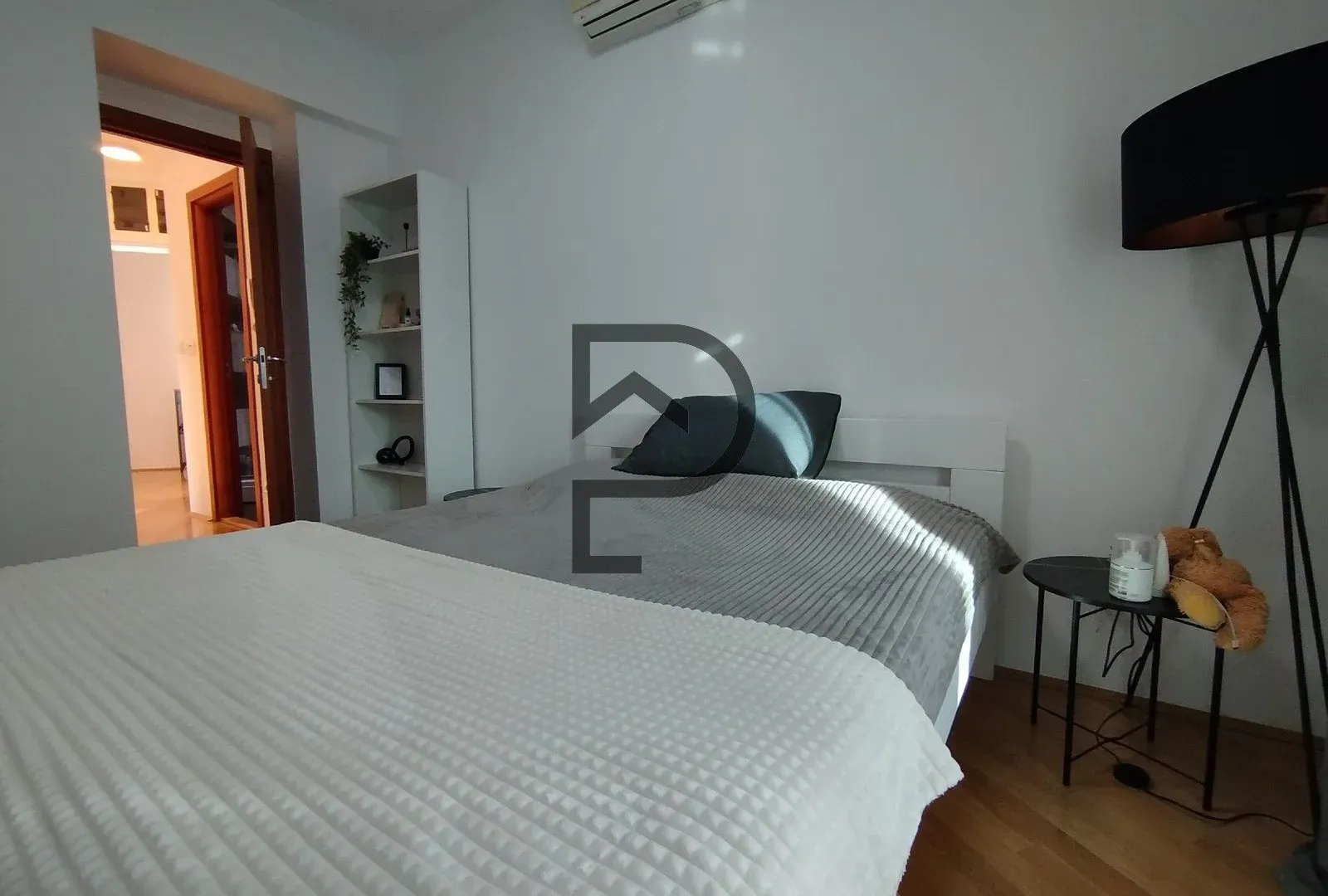 Rent, one bedroom apartment, 53m², Centar, Podgorica