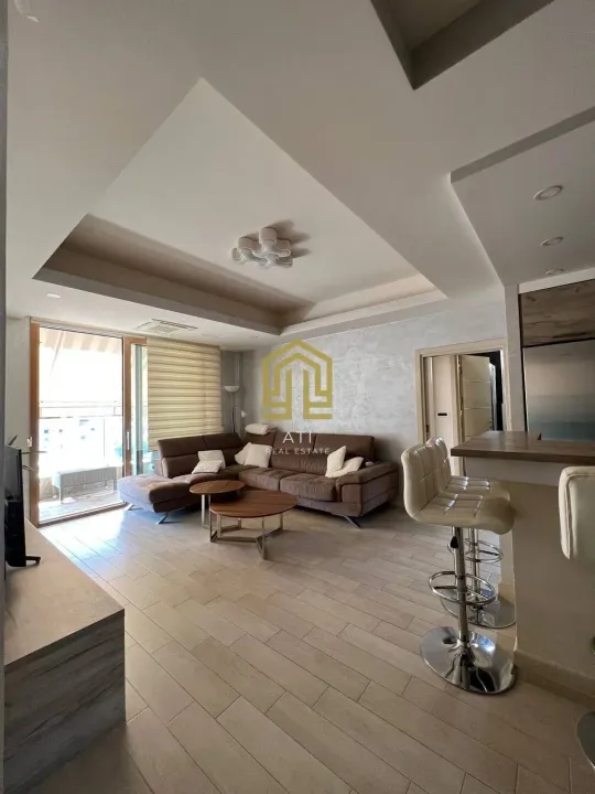 Rent, three bedroom apartment, 90m², Centar, Budva