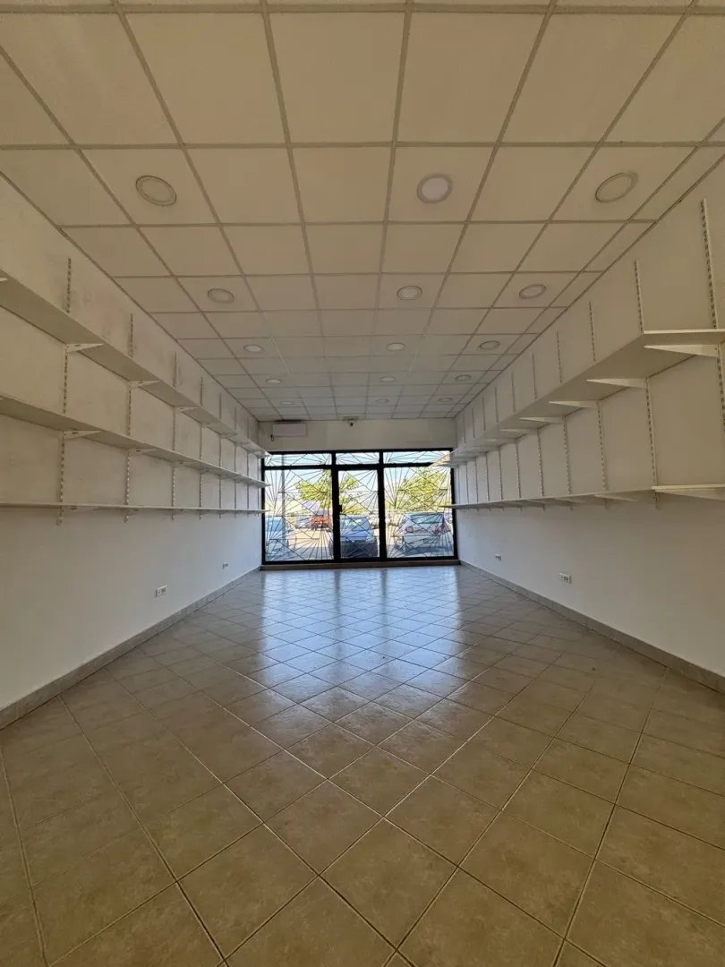 Rent, office space, 120m², Stari Aerodrom, Podgorica