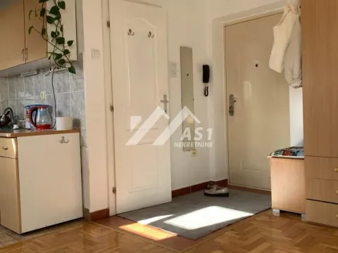 Izdavanje, stan, 18m², Adamovićevo Naselje, Novi Sad Sve Podlokacije - image 10