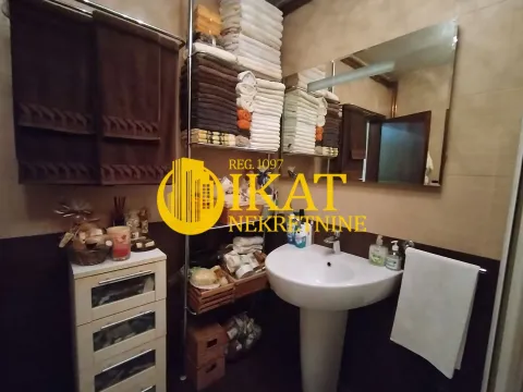 Prodaja, kuća, 250m², Palilula Sve Podlokacije, Beograd - image 6