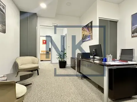 Izdavanje, poslovni prostor, 106m², Centar, Podgorica - image 4