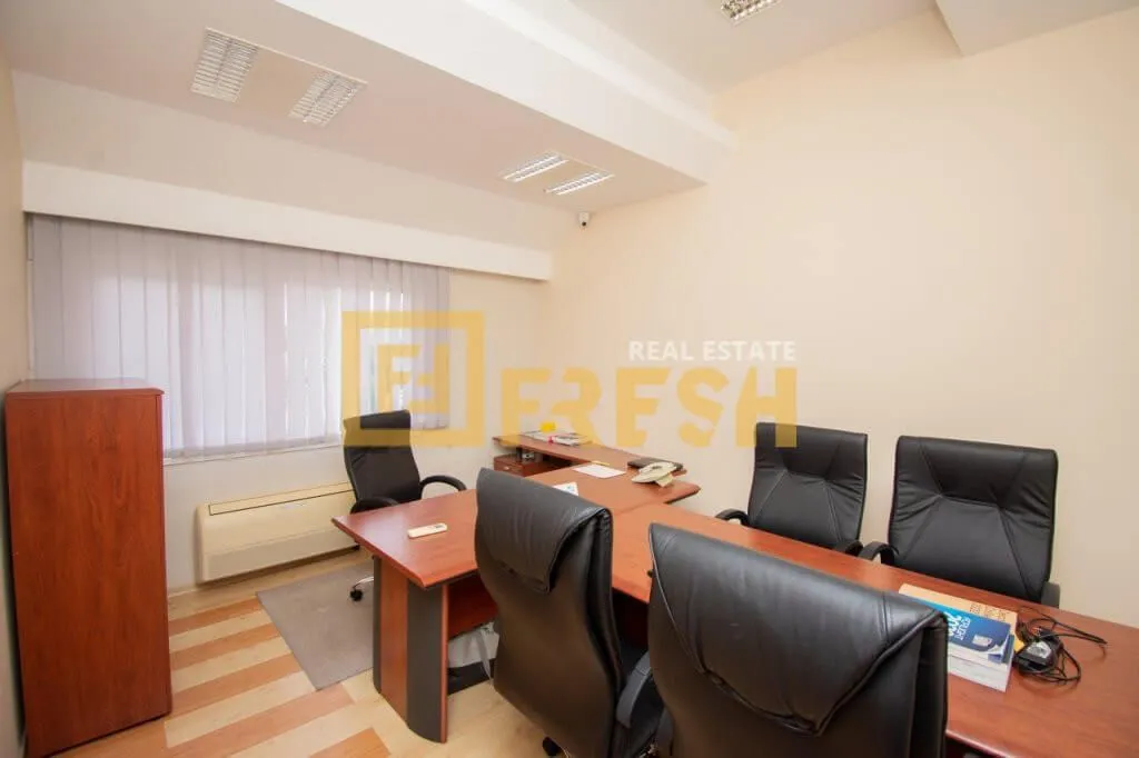 Rent, office space, 250m², Gornja Gorica, Podgorica