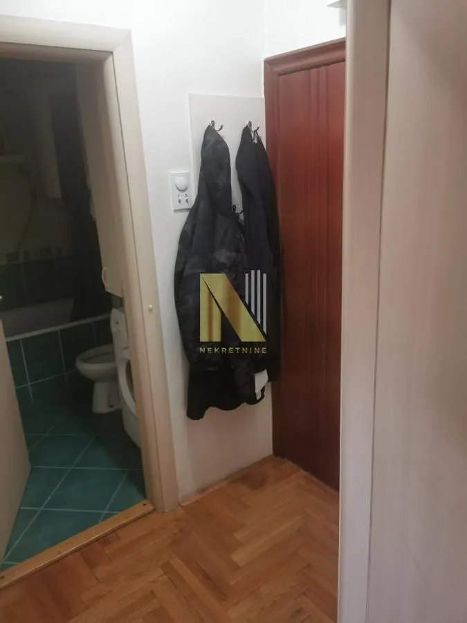 Izdavanje, jednosoban stan, 41m², Grbavica, Novi Sad Sve Podlokacije