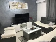 Rent, two bedroom apartment, 82m², Dumidran, Tivat - image 7