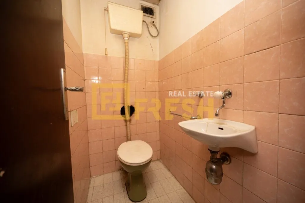 Prodaja, trosoban stan, 95m², Tuški Put, Podgorica
