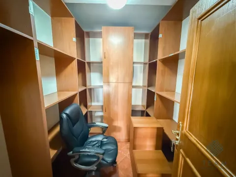 Rent, office space, 150m², Stara Varoš, Podgorica - image 10