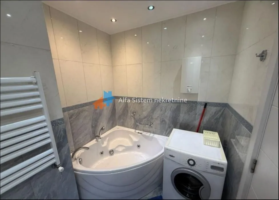 Izdavanje, dvosoban stan, 55m², Stari Grad, Beograd