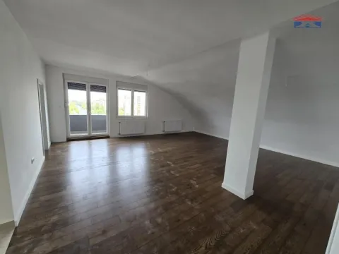 Sale, four bedroom apartment, 117m², Novo naselje, Novi Sad