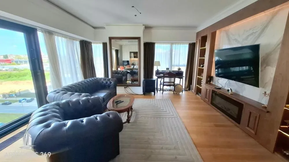 Prodaja, trosoban stan, 95m², Novi Beograd Blok 65, Novi Beograd Sve Podlokacije