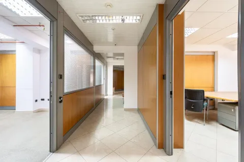 Rent, office space, 414m², Preko Morače, Podgorica - image 16