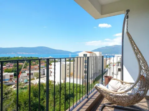 Prodaja, dvosoban stan, 66m², Tivat, Crna Gora