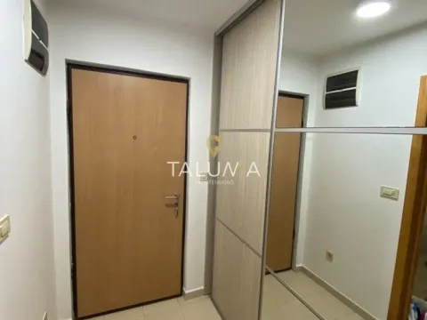 Izdavanje, jednosoban stan, 35m², Stari Aerodrom, Podgorica - image 5