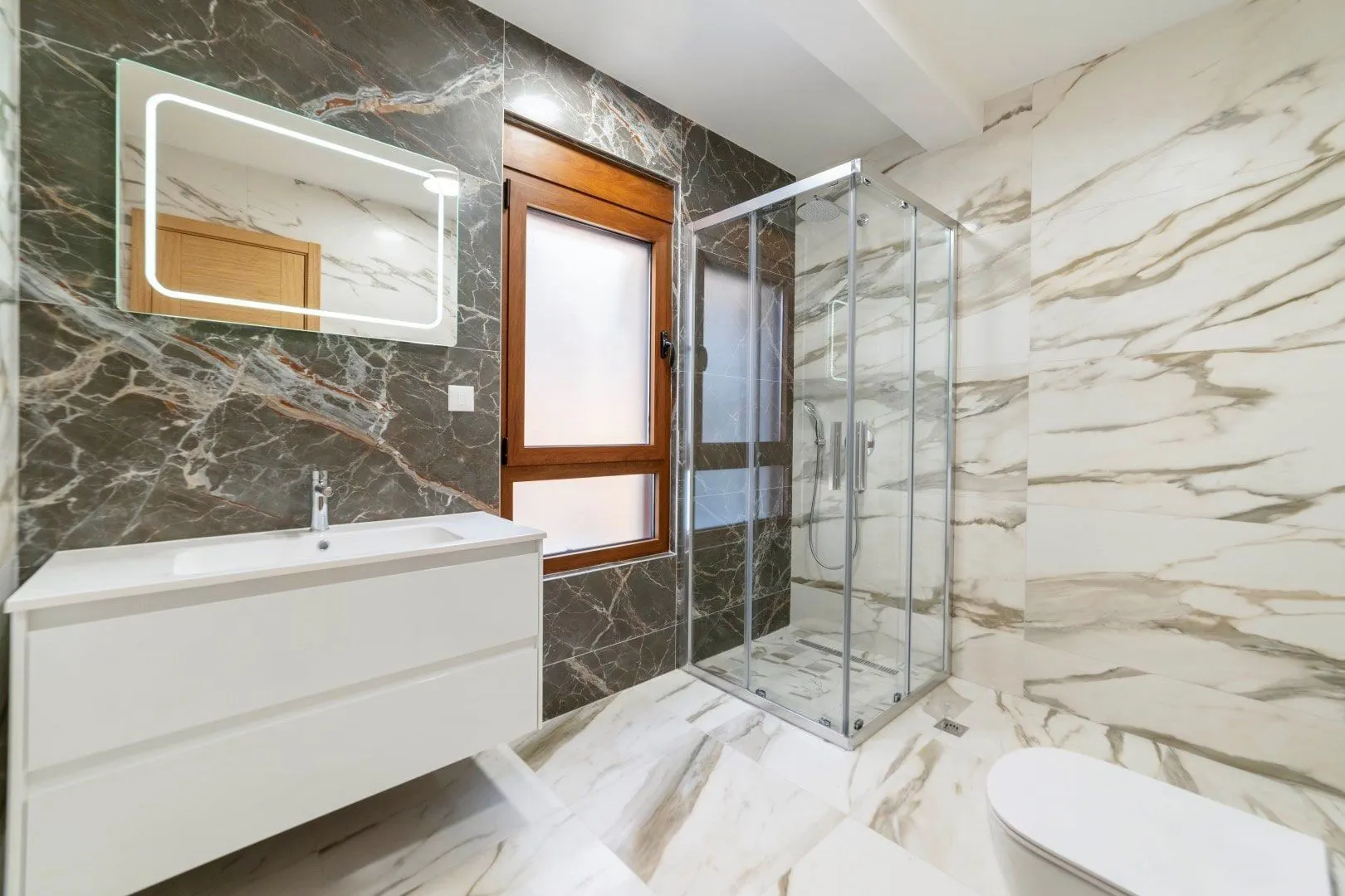 Prodaja, trosoban stan, 142m², Gorica C, Podgorica
