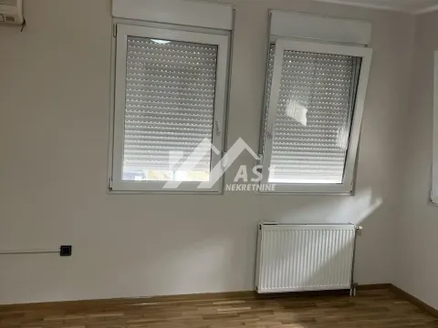 Izdavanje, trosoban stan, 56m², Betanija, Novi Sad Sve Podlokacije - image 4