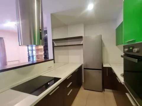 Rent, three bedroom apartment, 81m², Vračar Hram, Vračar Sve Podlokacije - image 5